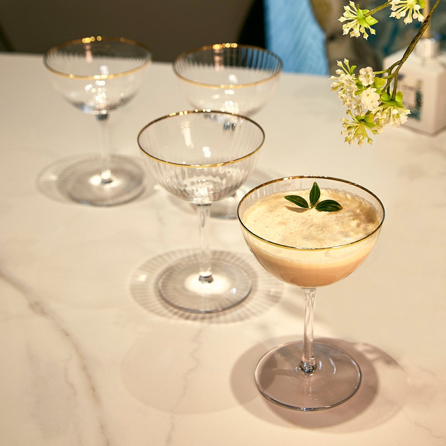 The Wine Savant - Gold Rim Glasses - 6 oz - Set of 4 - Classic Cocktail Coupe Champagne Glasses