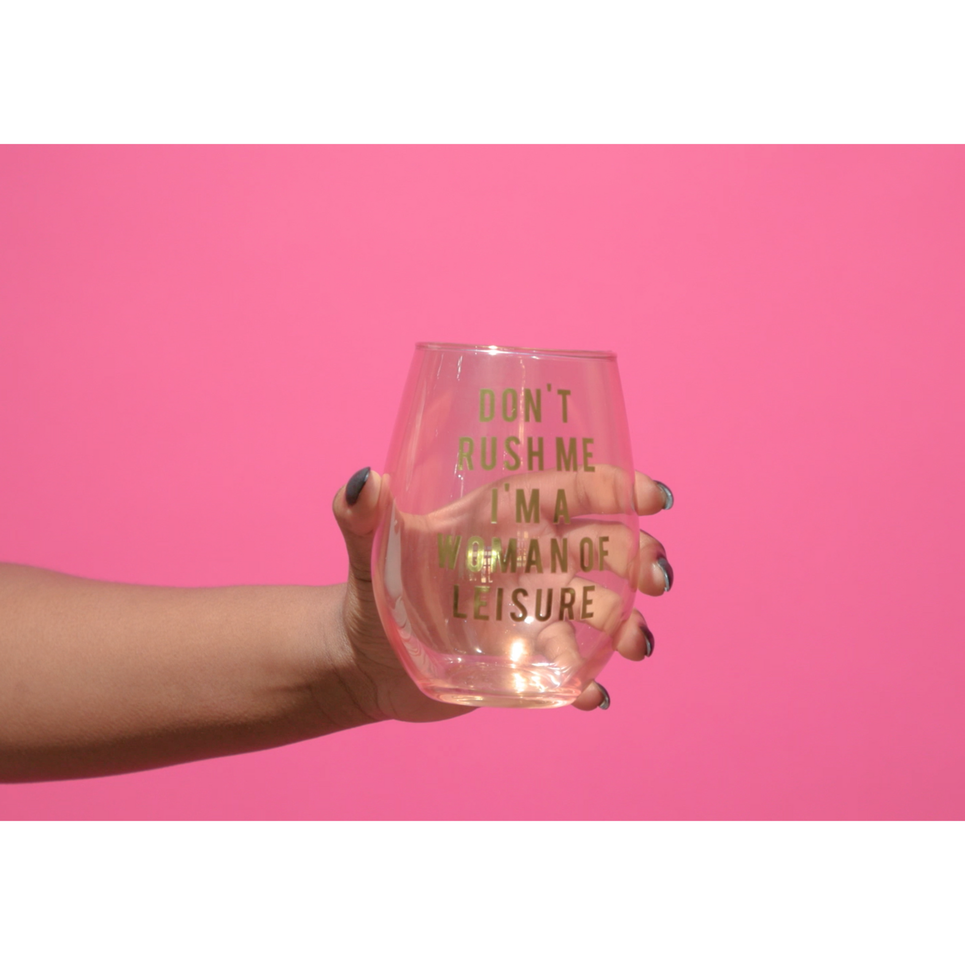 https://nadealdepot.com/cdn/shop/products/Dont-Rush-Me-Im-a-Woman-Of-Leisure-Stemless-Wine-Glass-in-Rose-and-Gold-20-0z_-Set-of-4-3.png?v=1679519058&width=1946